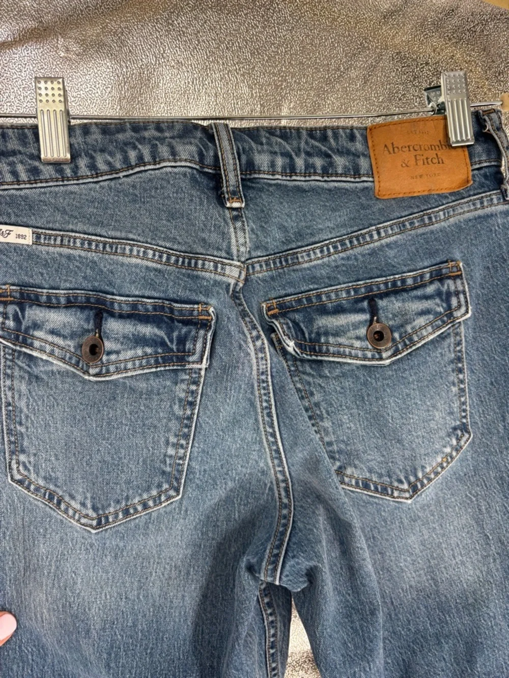 Abercrombie & Fitch High Rise Boot Cut Jeans - Picture 6 of 10